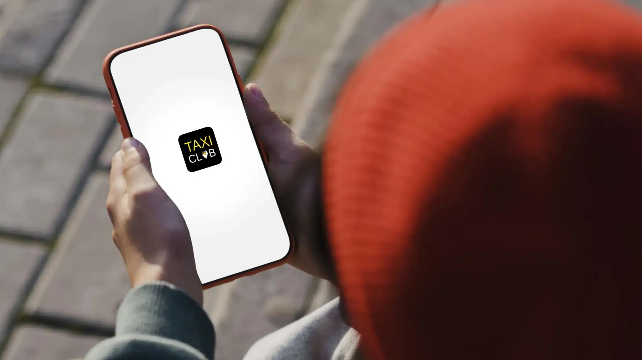 Passager utilisant l’application Taxi Club